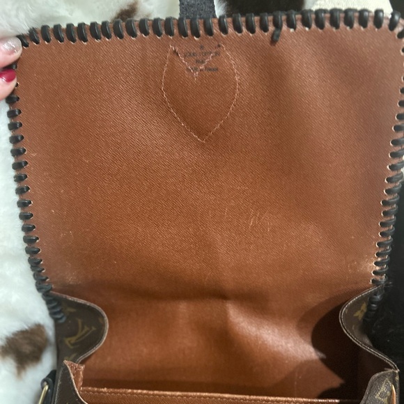 Louis Vuitton Brown and Black Crossbody Bag with Fringe - Picture 3 of 5